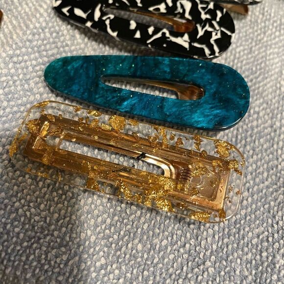 Colorful Beautiful Women’s Hair Barrettes - Picture 12 of 14